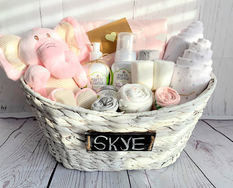 Craft a delightful baby girl gift basket filled with must-haves and cute surprises! Whether you're celebrating a new arrival or attending a baby shower, these thoughtful items will bring smiles all around. 🎀 #BabyGifts #NewMomMustHaves