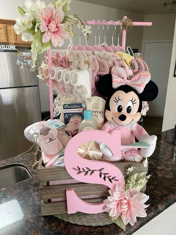 Craft a delightful baby girl gift basket filled with must-haves and cute surprises! Whether you're celebrating a new arrival or attending a baby shower, these thoughtful items will bring smiles all around. 🎀 #BabyGifts #NewMomMustHaves