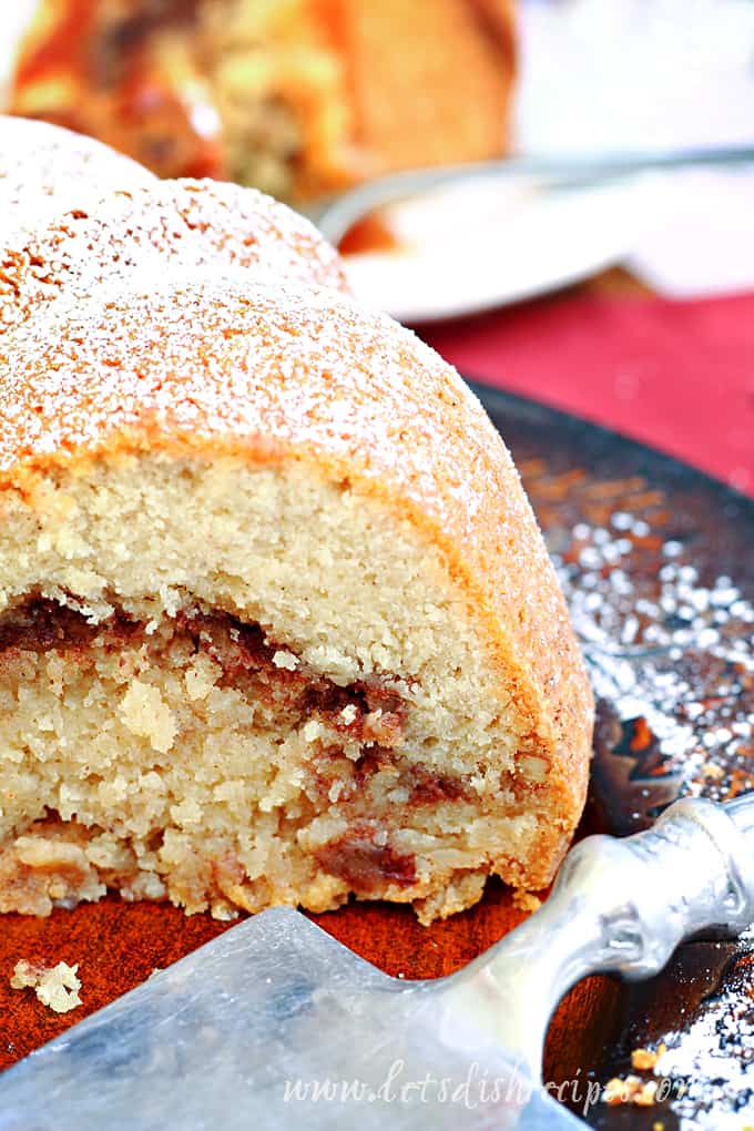 Autumn Spice Bundt Cake