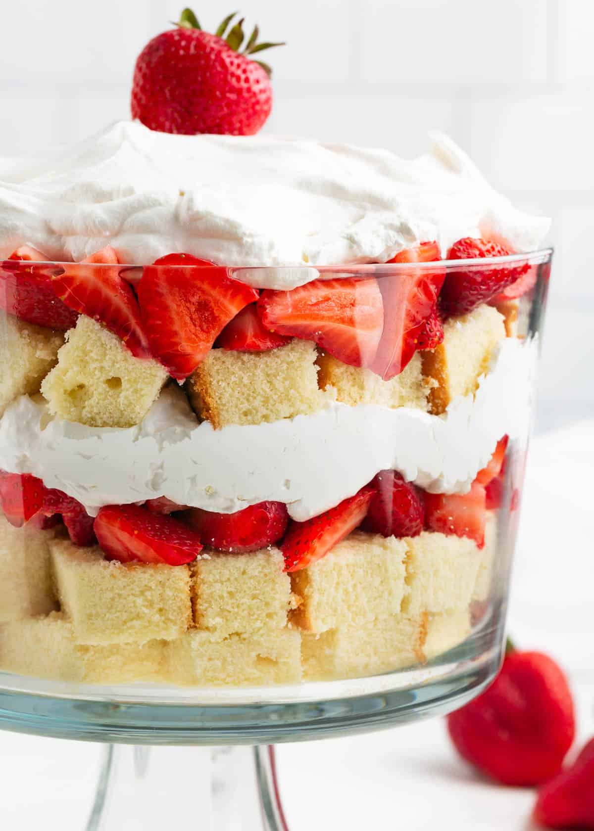 This Strawberry Shortcake Trifle is a stunning no-bake dessert that layers angel food cake, fresh strawberries, and whipped cream in a beautiful glass dish. It’s a light, sweet treat that’s perfect for summer gatherings or a cool finish to a hot day.