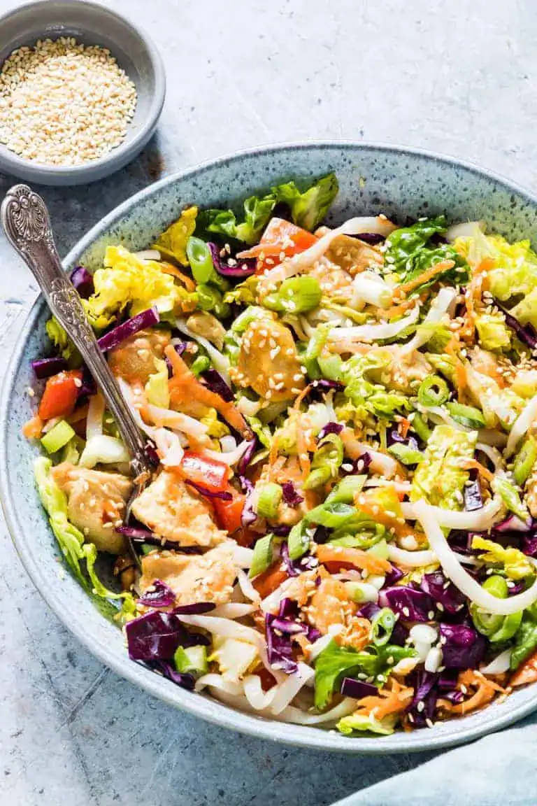 This easy Chinese chicken salad is fresh, crunchy, and comes together in no time. Using canned chicken keeps things quick, while crisp veggies, rice noodles, and a tangy Asian-style dressing bring all the flavor. Ready in under 10 minutes, it’s perfect for busy weeknights and works well for gluten-free eaters too.