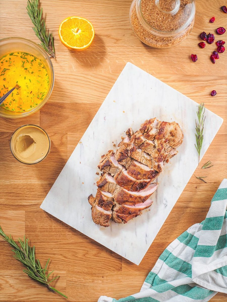 Spice up your midweek meals with our Cranberry Orange Pork Tenderloin! 🌟🍊 This warm and satisfying dish is ideal for family dinners and sophisticated enough for guests. Quick to prepare and bursting with flavor, it’s your new go-to for any occasion! 🍖❤️ #QuickMeals #FamilyDinner