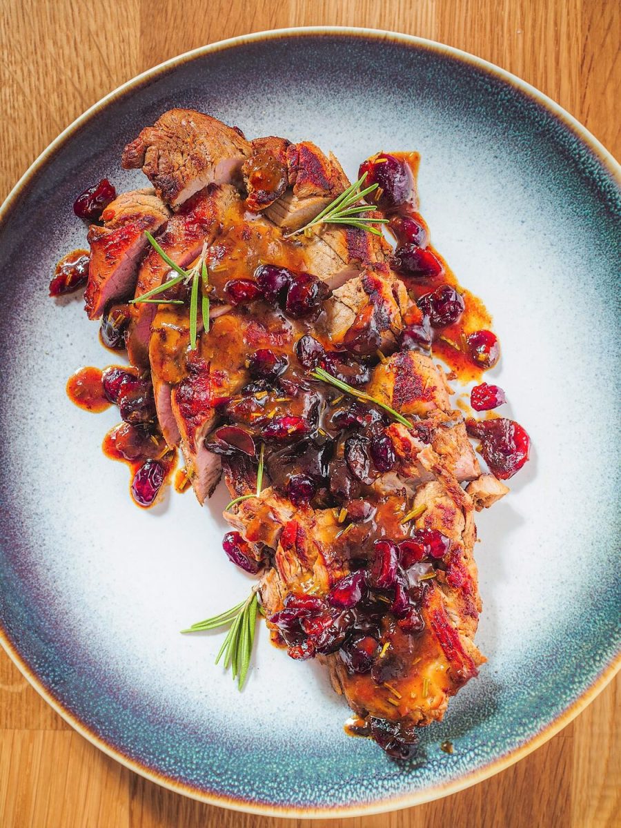 Treat your family or guests to a delightful meal with this Cranberry Orange Pork Tenderloin! 🍖🍊 Perfectly balanced flavors make it ideal for busy weeknights or special dinner parties. Easy to make and sure to impress, it's a must-try recipe for any occasion! 🌟🍴 #DinnerDelight #FlavorfulMeals