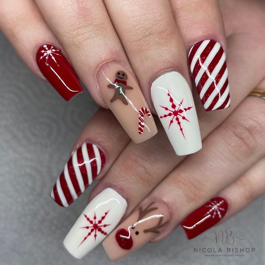 50+ Festive Holiday Nail Designs & Ideas : Simple & Cute Christmas Sheer  Short Nails