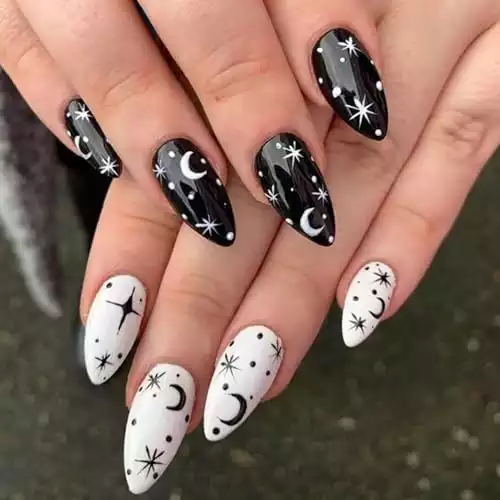 Black & White Gothic Press on Nails Medium