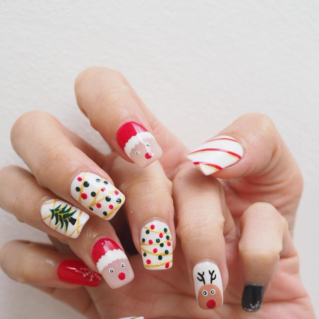 25+ Festive Christmas Nail Designs for 2023