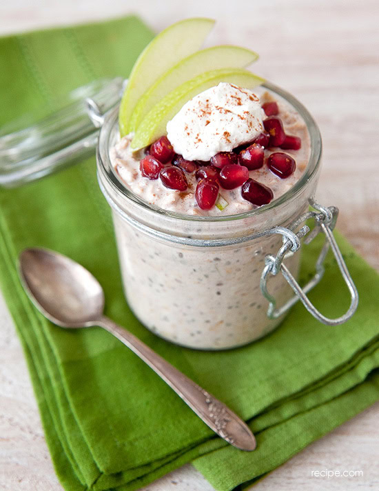 Want to know the secret to DELICIOUS oatmeal? Make it the night before using this recipe!