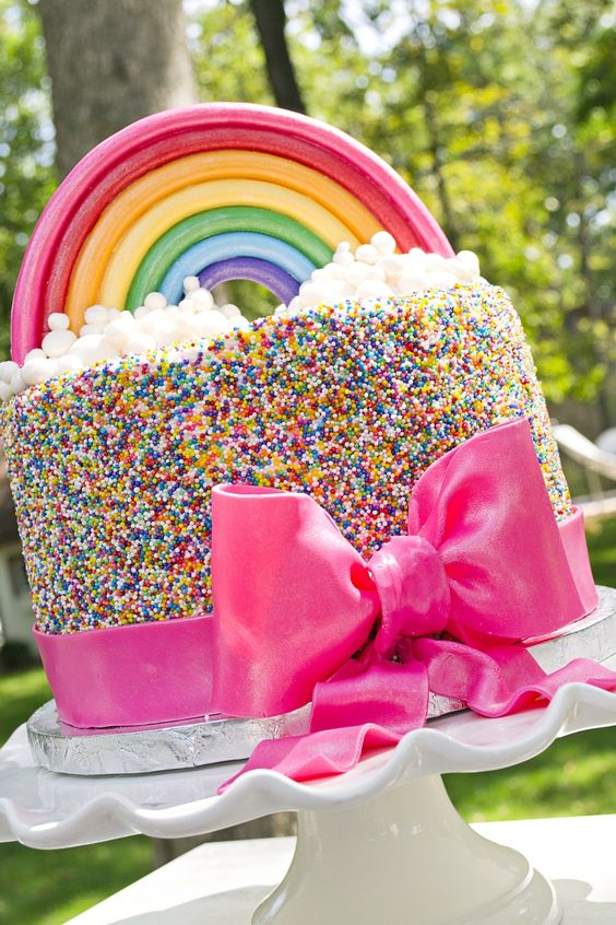 14 Totally Magical Rainbow Birthday Cakes for Girls