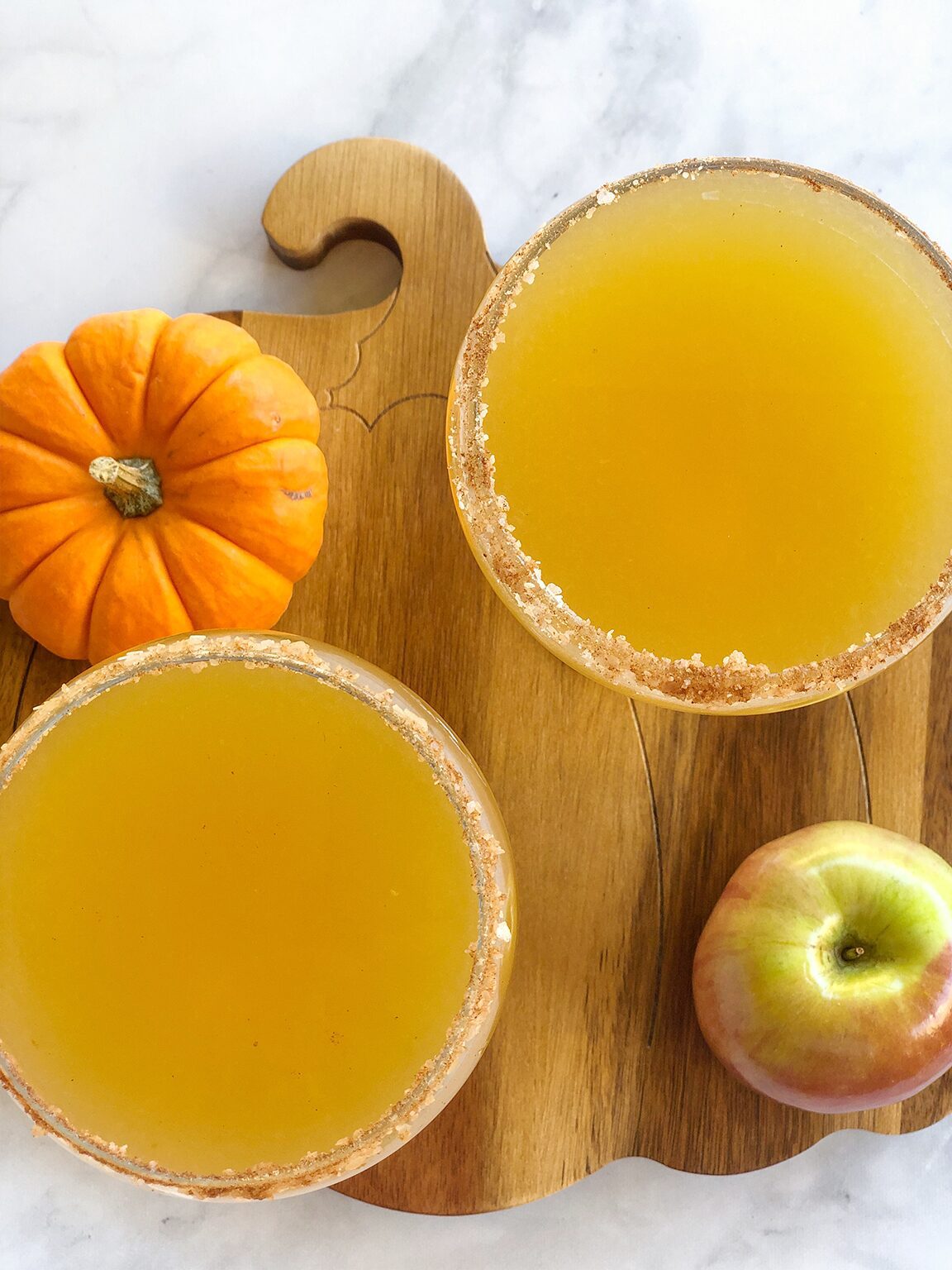 Margaritas aren’t just for summer! This fall version brings together apple cider, tequila, and a touch of lime for a cozy twist on a classic.