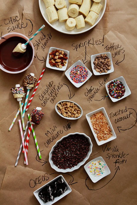 Loving these build your own food bar ideas!