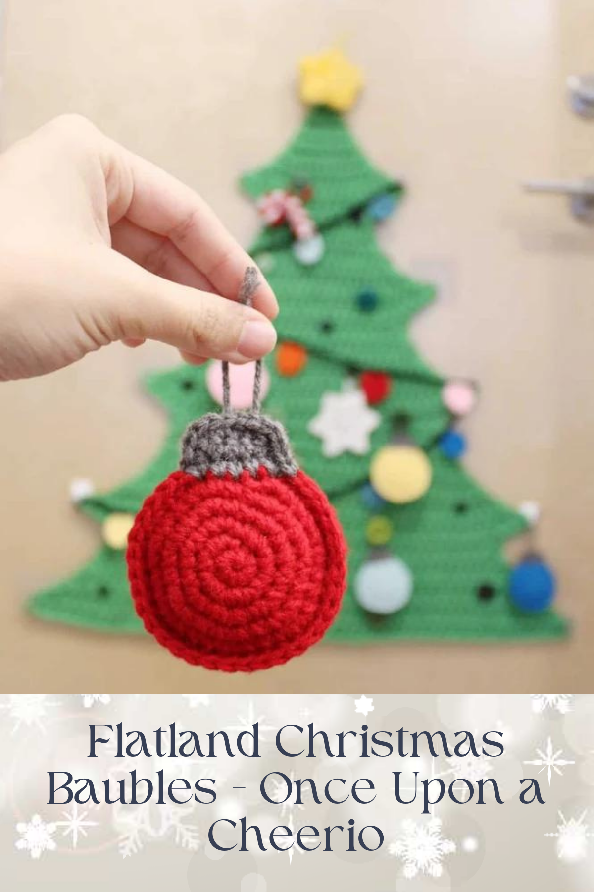 These adorable flat baubles are perfect for adding some whimsy to your Christmas tree. They're easy to make, and with their 2D design, they're great for mailing as a festive surprise to loved ones!