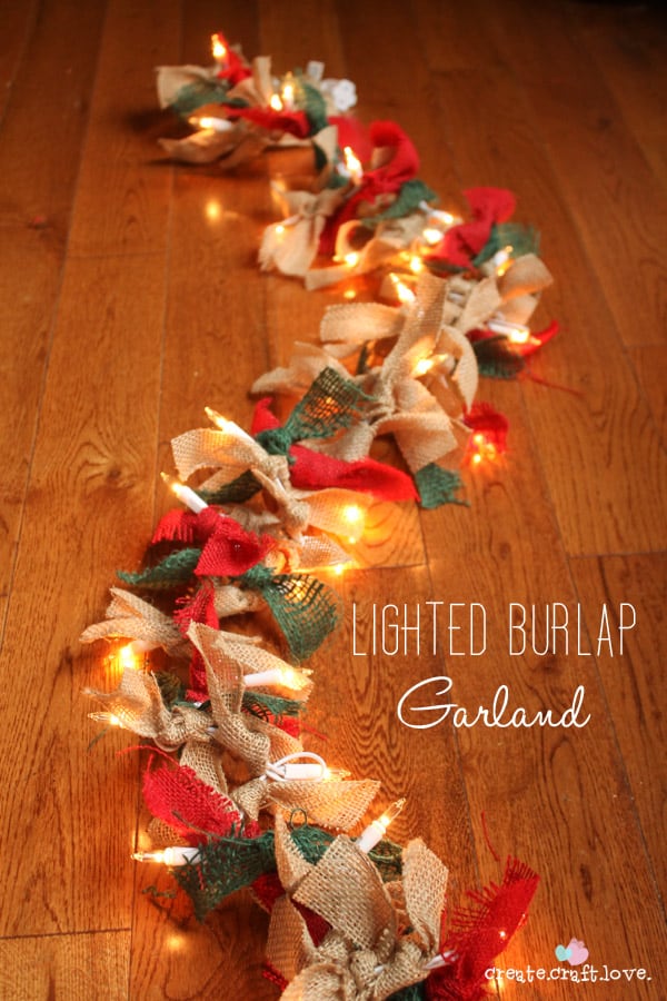 Christmas Burlap Wreaths 9