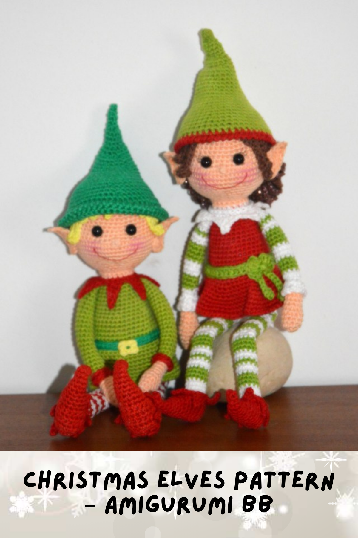 Here’s a pair of charming Christmas elves to bring some joy to your holiday! This free pattern is detailed and easy to follow, resulting in a couple of cute elves that can be customized in endless ways. Great for gifting or keeping as holiday companions!