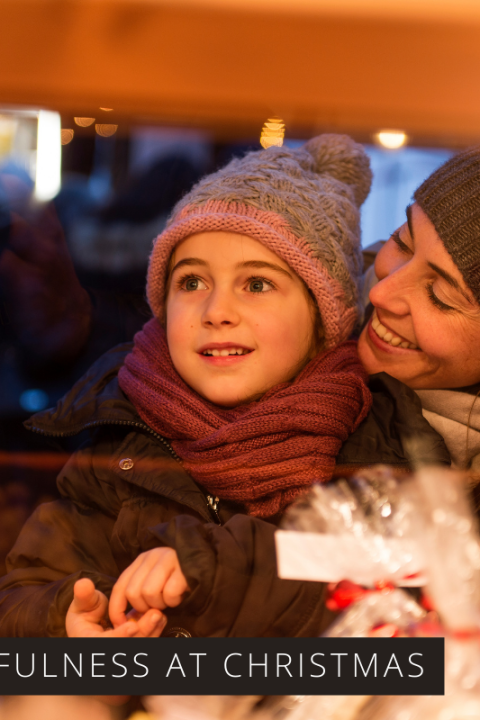 The Holidays can be so chaotic and stressful, so find out how mindfulness can help you have a happier Christmas making memories to be grateful for.