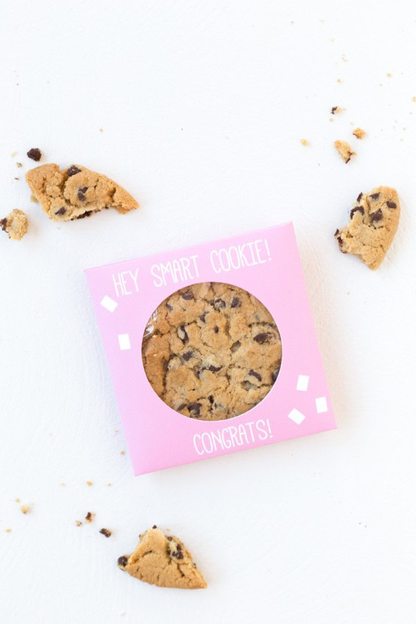 DIY SMART COOKIE GRADUATION PARTY FAVORS