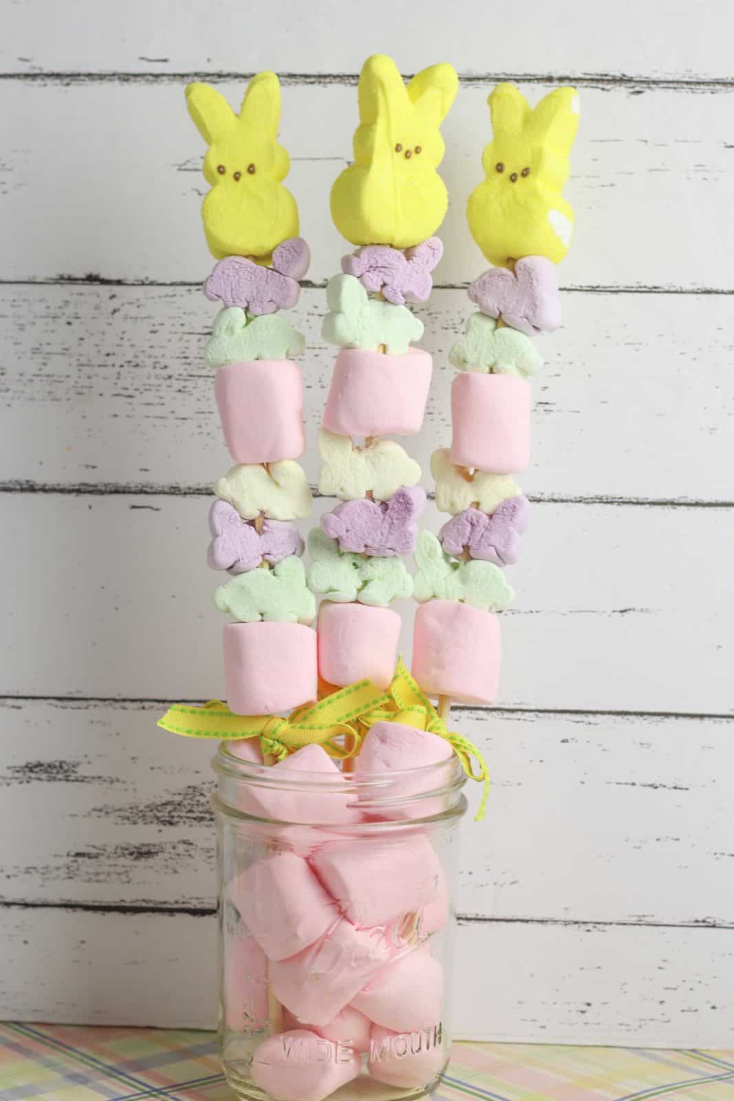 These Easter marshmallow bunny peep kabobs are cute and will be the talk of your party!