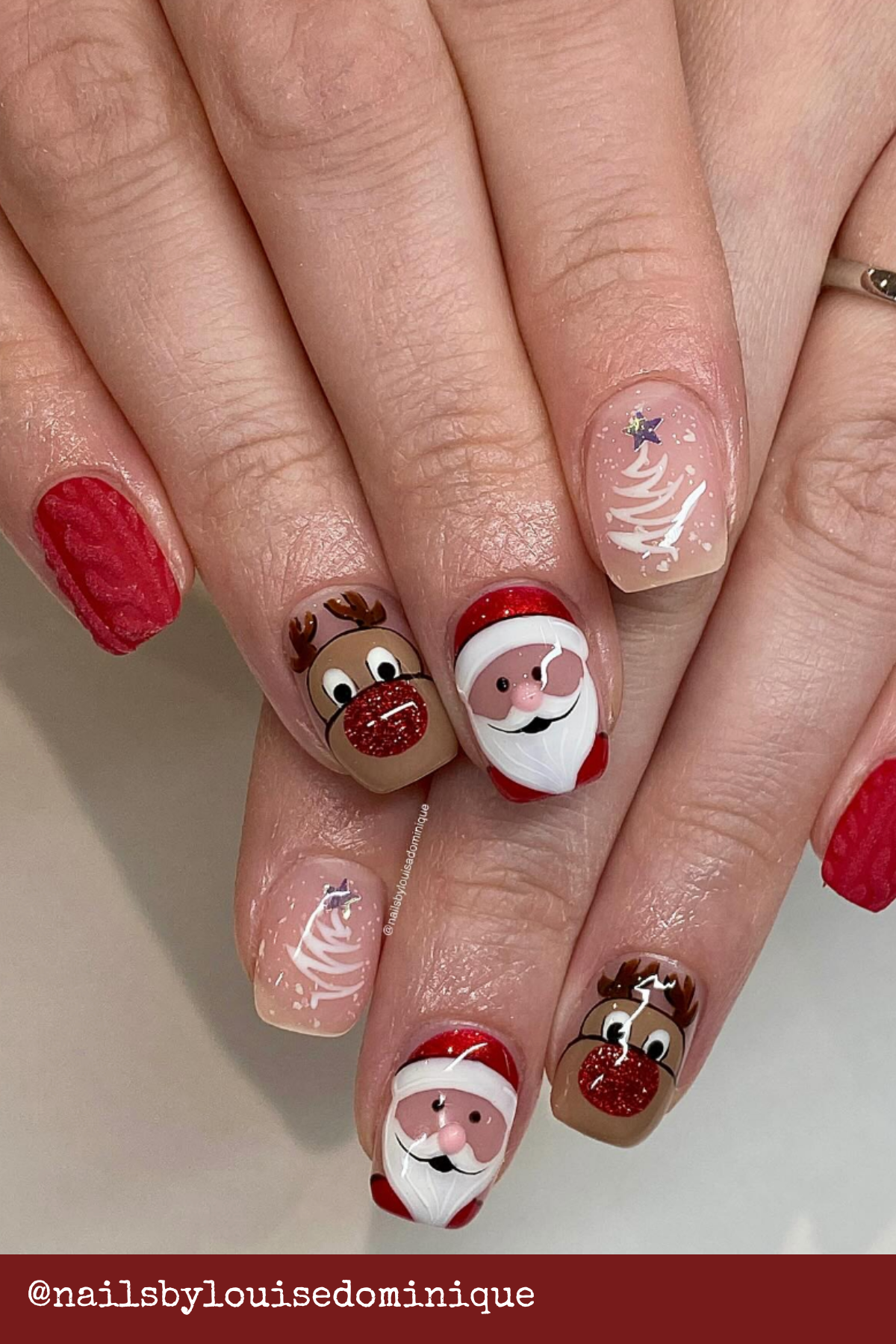 Adorable Santa and Reindeer Faces: For those who adore Cute Holiday Nails, this set features cheerful Santa and Rudolph designs paired with glittery red polish—your Fun Christmas Nails just got an upgrade!