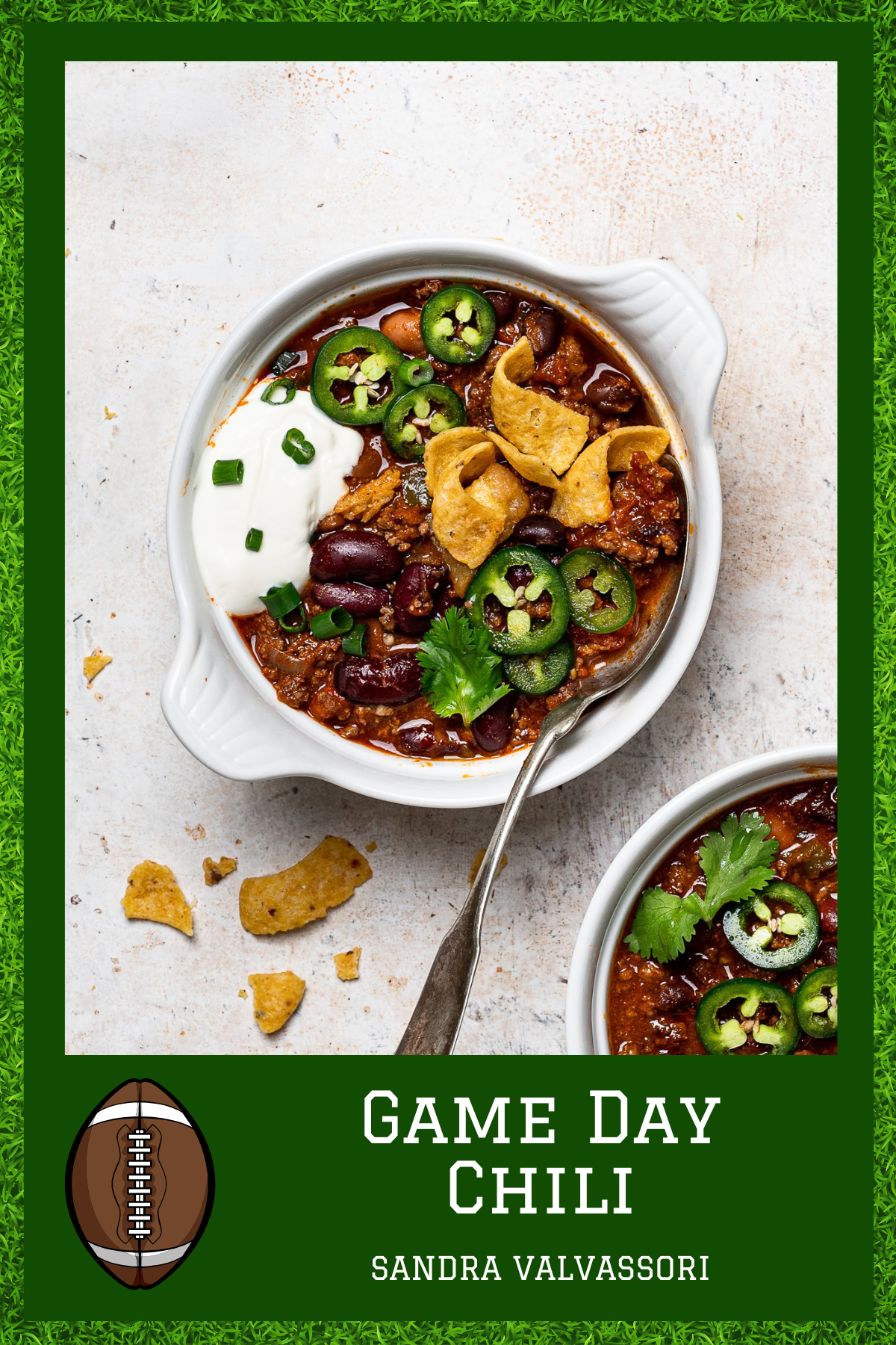 Chili – Warm, hearty, and loaded with flavor, chili is the perfect bowl of comfort for game day. Serve with toppings like cheese and sour cream, and you've got a winning dish!