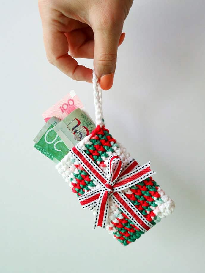 Gift Card Holder Christmas Ornament Crochet Pattern
