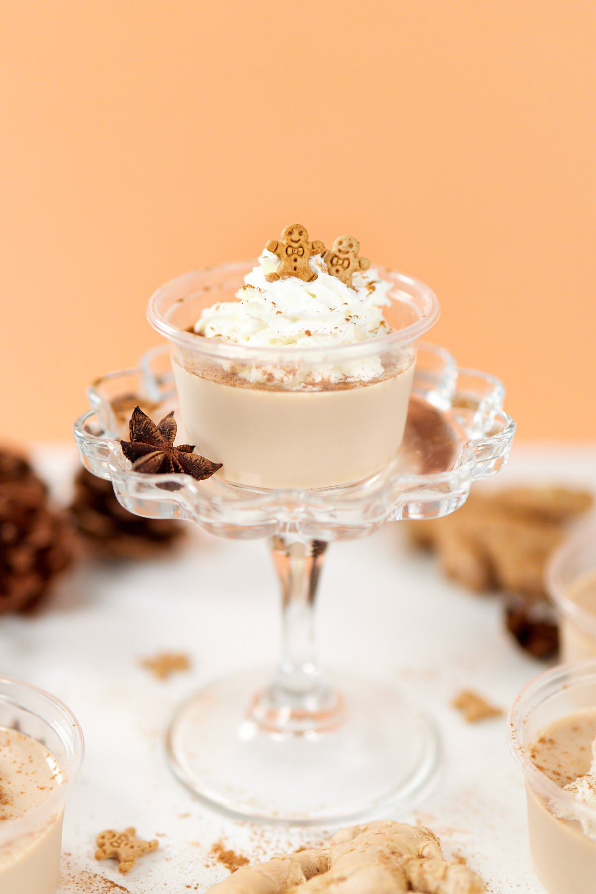 Bring the festive vibes with these gingerbread jello shots! Featuring a balance of gingerbread flavor and just the right amount of spirit, they’re a fun option for parties and holiday get-togethers.