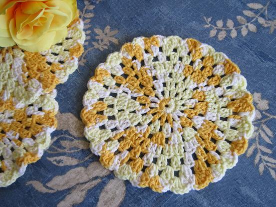 Simple "Granny Round" Crocheted Dishcloth