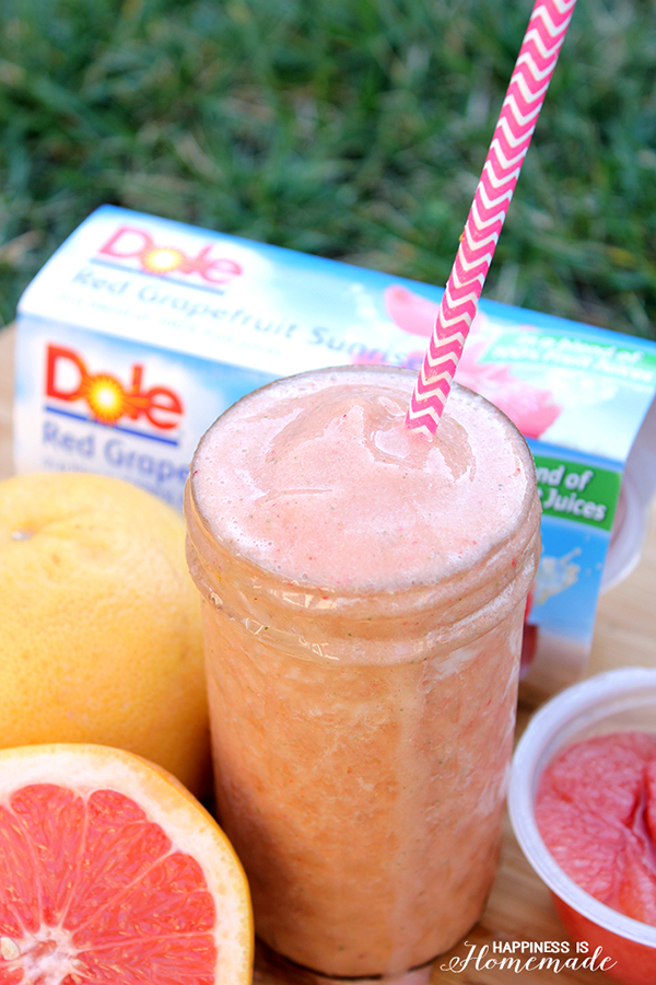 Red Grapefruit & Pineapple Slim Down Smoothie