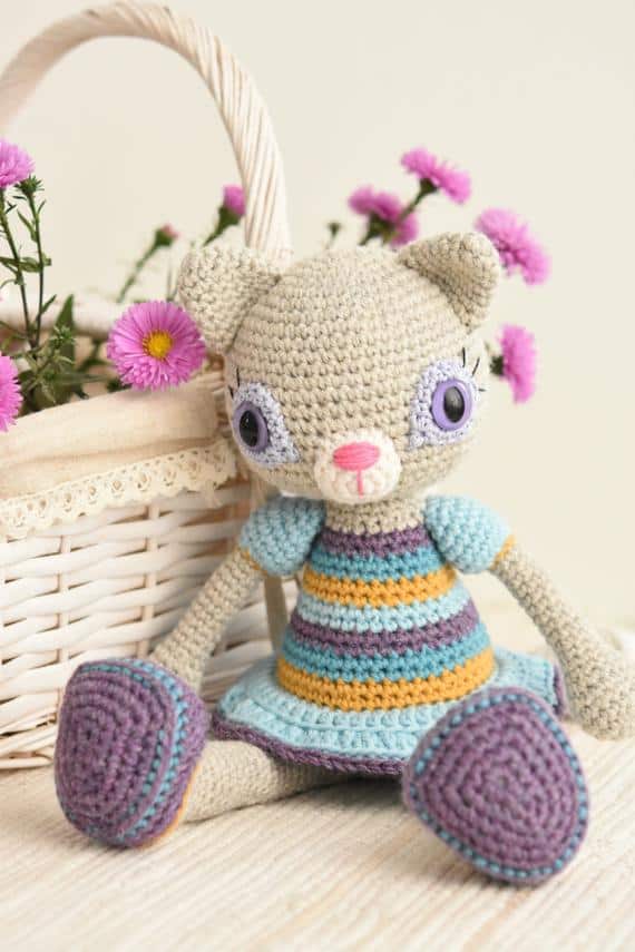 Hilda the Ragamuffin Crochet Cat