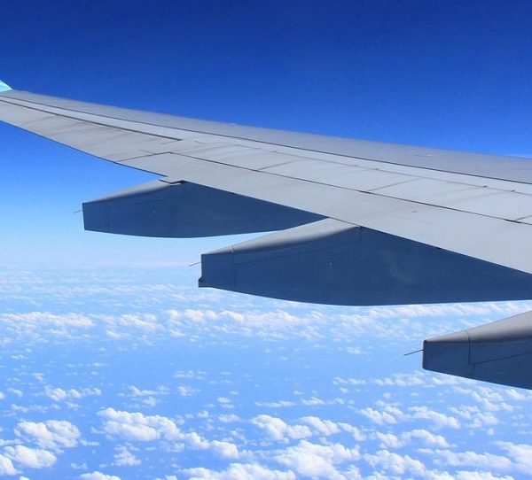 How to Get Ridiculously Cheap Flights to Take You to Disney World