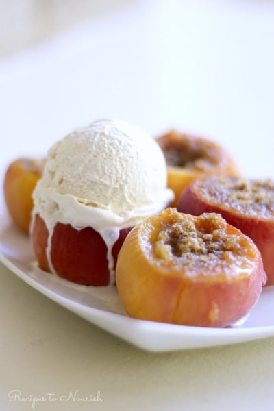 Instant Pot Stuffed Peaches