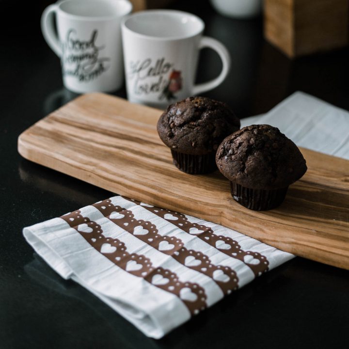 How to Decorate Kitchen Towels to Make Wonderful DIY Gifts