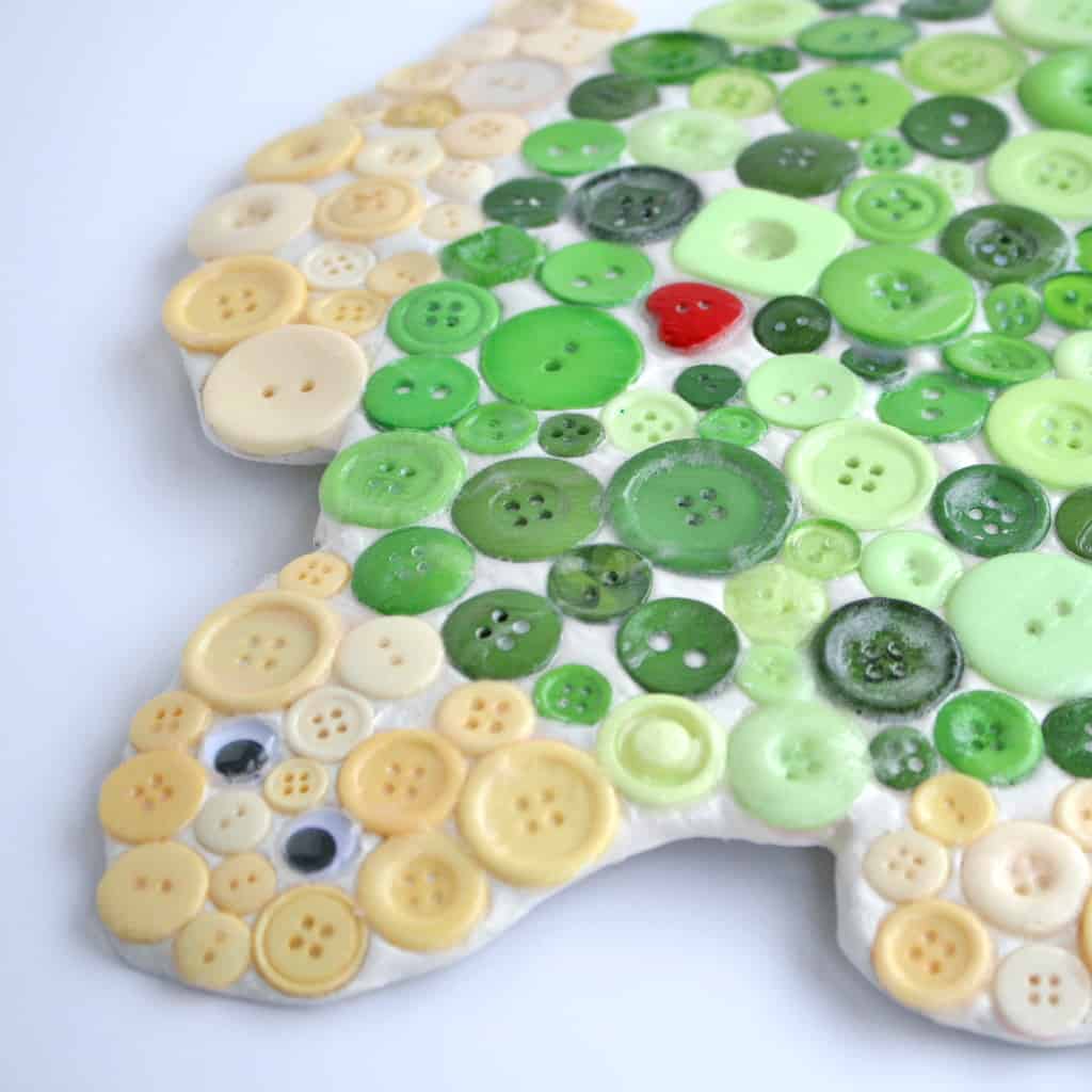 How to Make a Button Mosaic Turtle