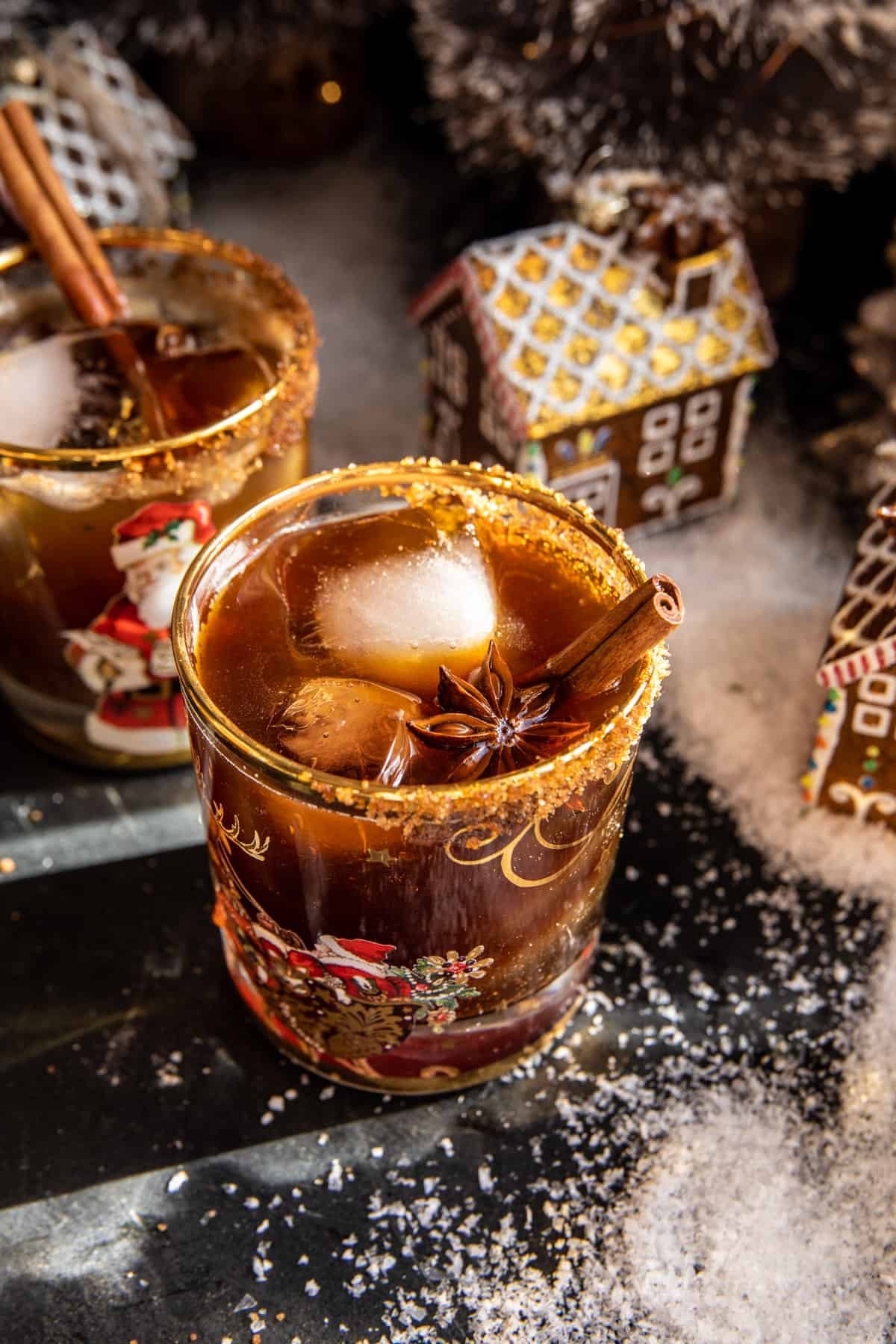 Leave it to Half Baked Harvest to create a gingerbread cocktail that's as beautiful as it is delicious. This drink is spiced and garnished for maximum holiday vibes, making it a showstopper at any party.