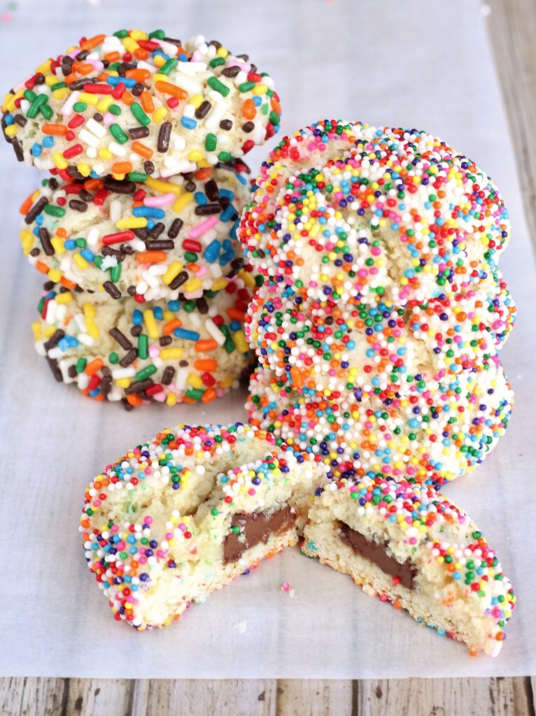 Nutella-stuffed Funfetti Cake Mix Cookies