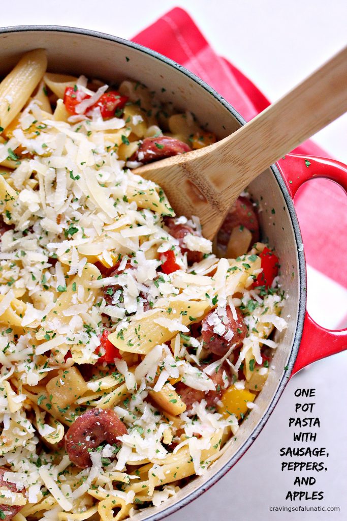One Pot Pasta | Sausage | Peppers | Apples