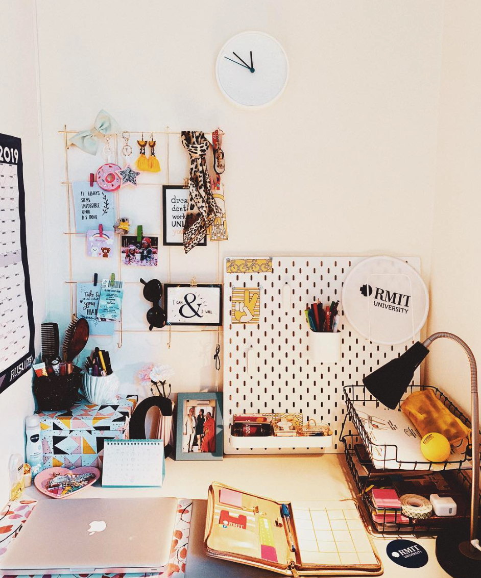 📌✨ Pegboard Inspo for Your Craft Room: Stay Stylish & OrganizedTransform your craft room with these pegboard ideas! From storing supplies to showcasing tools, these creative solutions keep everything within reach while adding a touch of style. 🎨🧵 #CraftRoomIdeas #PegboardInspo #DIYStorage #CraftOrganization #CreativeSpaces