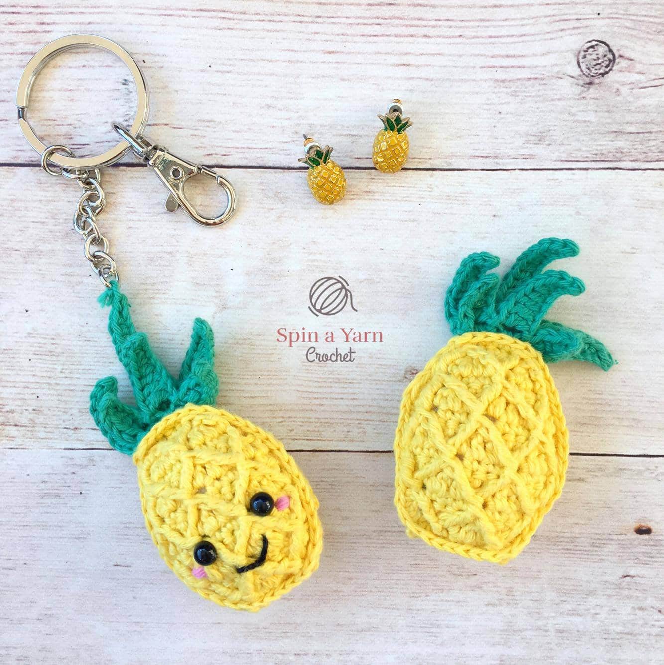 Pineapple keyring crochet pattern