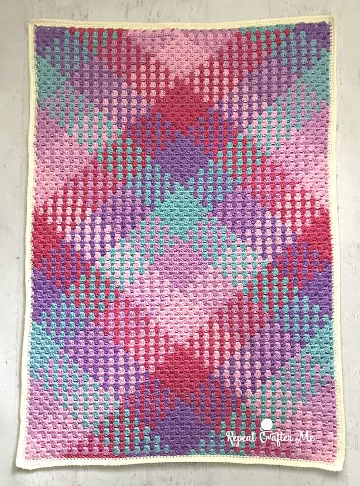 Planned Pooling Crochet Patterns {To create a cool argyle effect!}