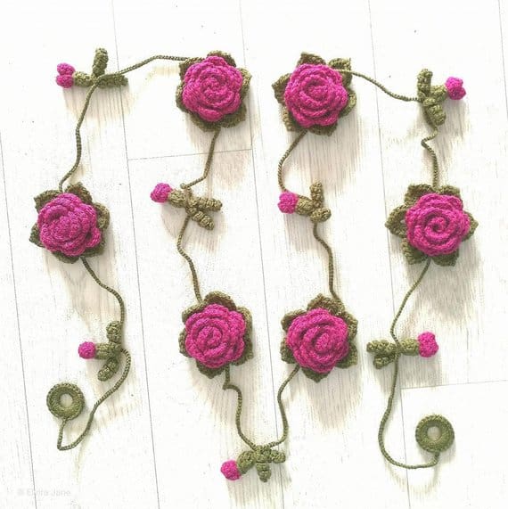 Rose Garland Pattern