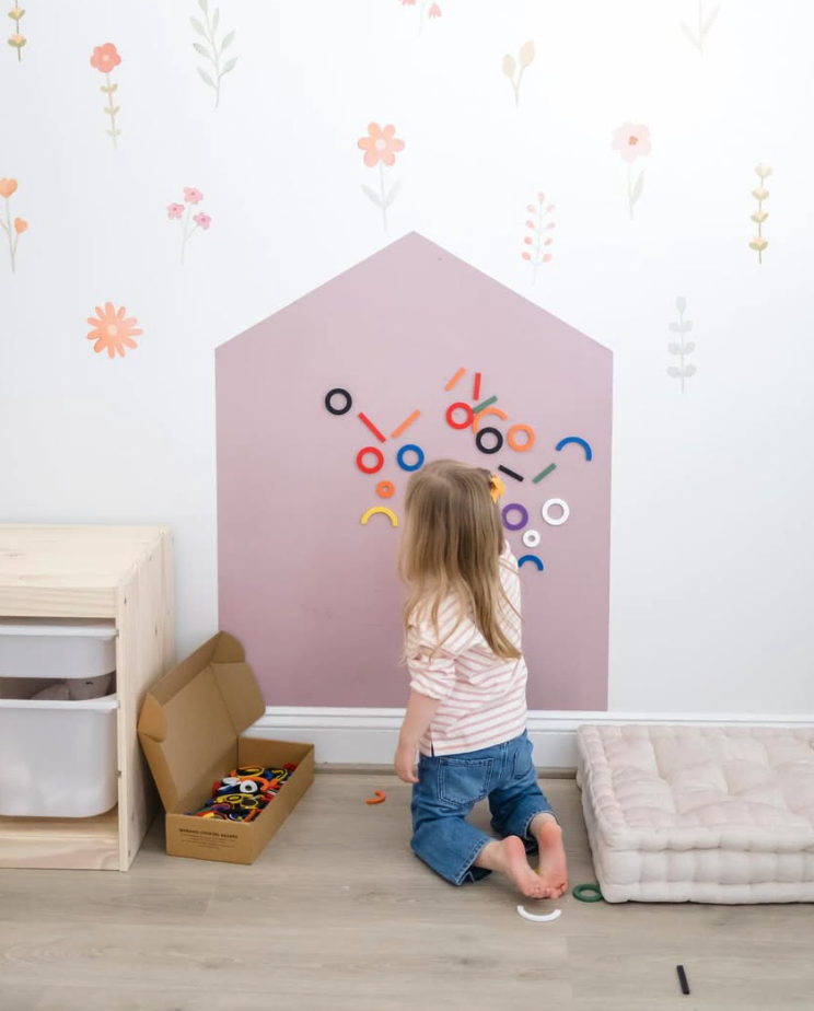 Interactive wall art brings a fun twist to your space. You can write, draw, and create whatever you like on it, making it a canvas for your imagination. It’s perfect for personalizing a room and encouraging creativity!