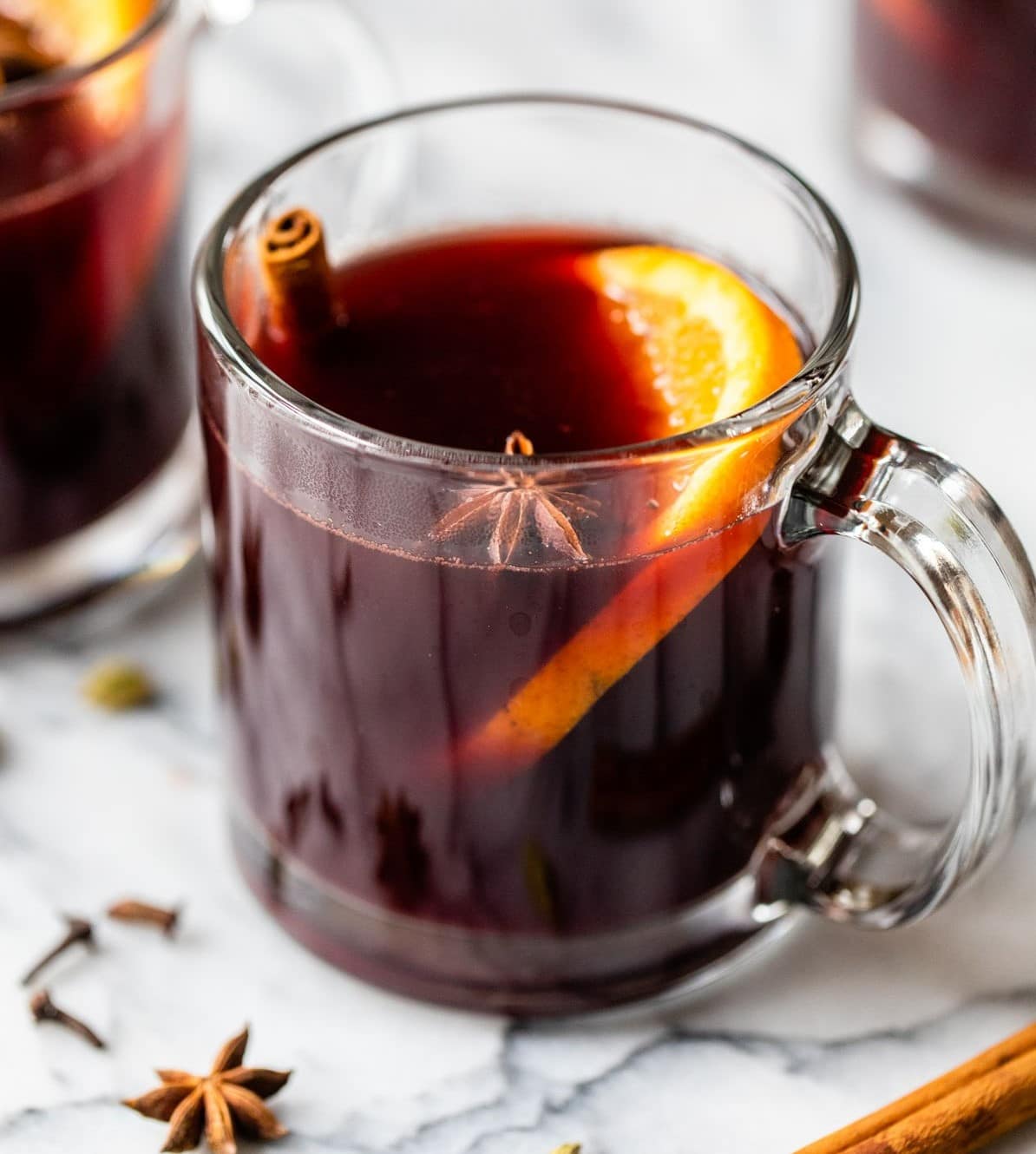 Warm and fragrant, mulled wine is made by simmering red wine with cinnamon, cloves, and orange slices. Ideal for cozy winter evenings.