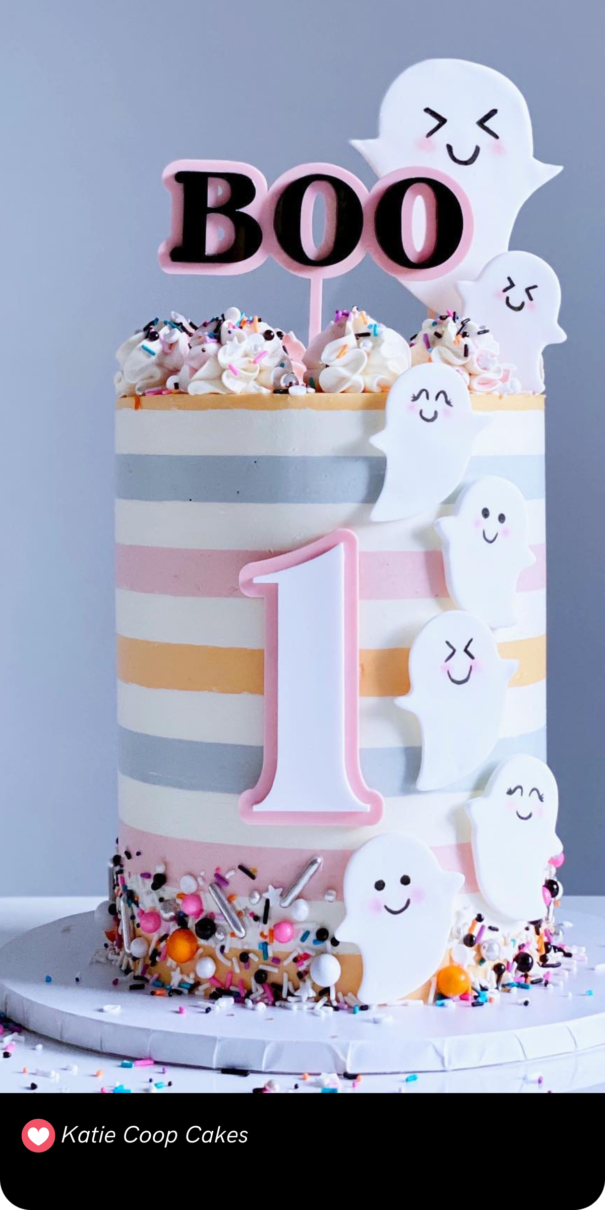 A pastel-striped delight for a first birthday celebration! With smiling ghosts and a cheerful "BOO" topper, this cake brings all the fun of Halloween while staying perfectly sweet and playful—ideal for a "Spooky One" theme.