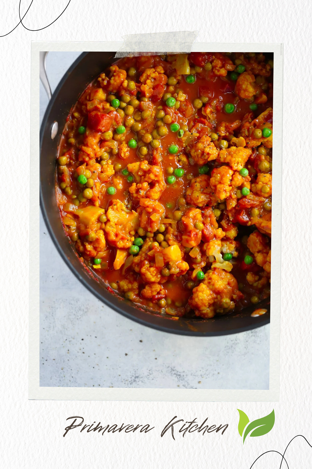 This one-pot cauliflower curry is creamy, mildly spiced, and loaded with nutrients. It’s a cozy vegan dinner that’s ideal for beginners, as it doesn’t require too many ingredients or steps. Serve it over rice, and you’re all set!