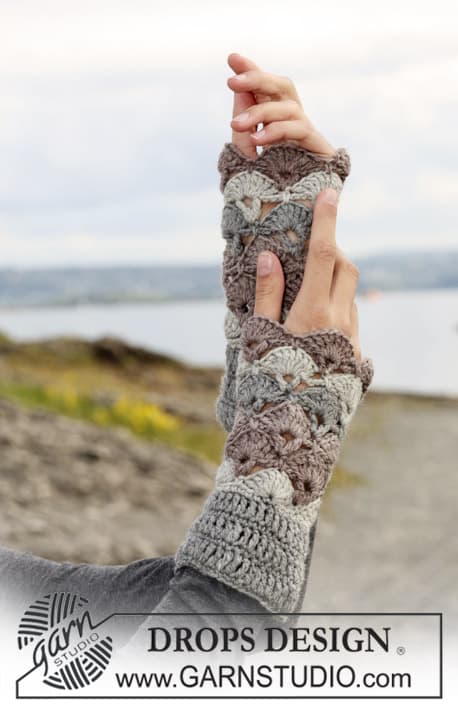 Wrist Warmers Crochet Pattern