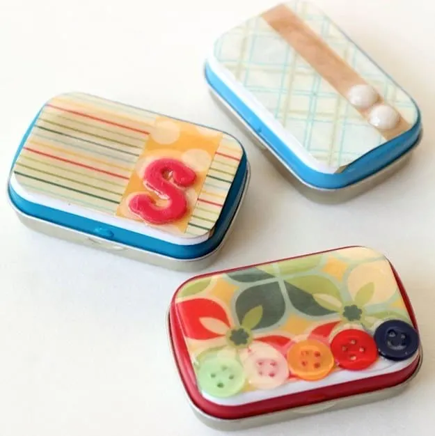 Decoupage the Altoid tin