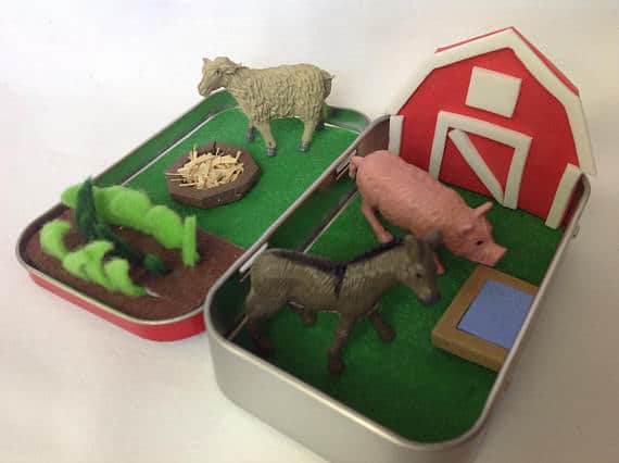 Altoid Tin Toys: Fill it with farm animals