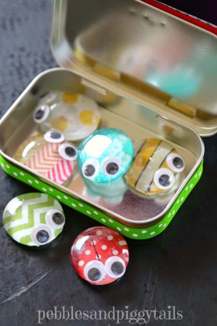 Altoid Tin Toys: Fill it with pet bugs