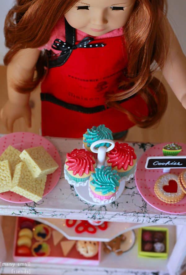 DIY Lighted Bakery Case for Dolls