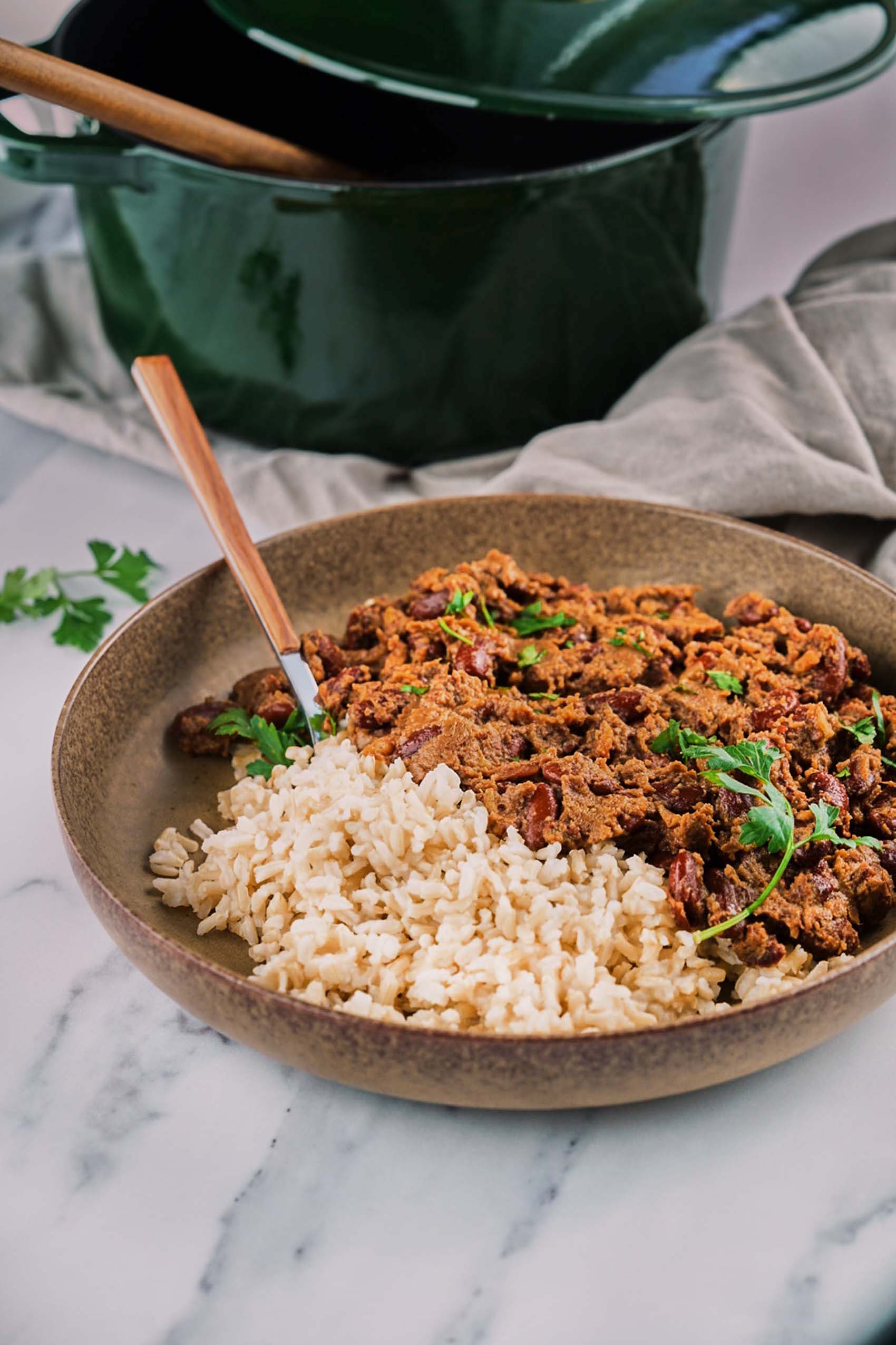 This Creole classic is hearty, filling, and packed with plant-based protein. Perfect for meal prep or a comforting weeknight dinner.