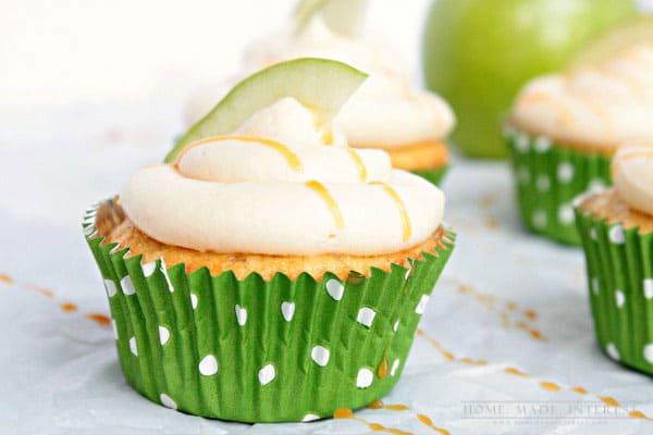 Caramel Apple Cupcakes