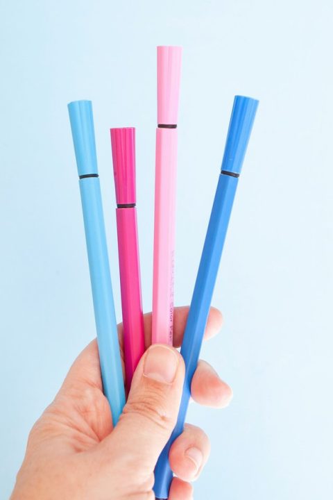 Hello June! ?? Journaling is such a powerful tool for self-growth and creativity. I’m sharing 30 prompts to inspire you throughout the month. Let’s turn those thoughts into words and make this a summer to remember. Journaling newbies and pros, let’s do this! ??